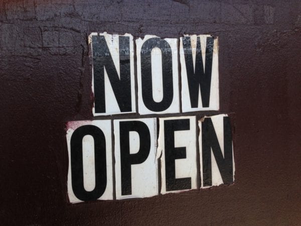 Winkel of bedrijfsopening